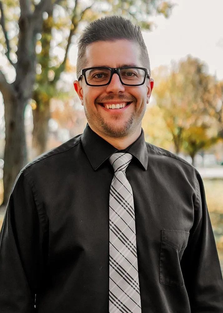 img Dr Jason Schlueter